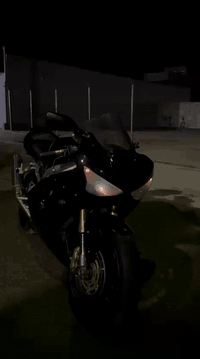 الله مصلي على محمد وأل محمد
دراجه كاوسكي نينجا موديل 2004
الدراجه شوفت عينكم نضيفه تخبل
وكلشي ما بيهه تجي وتجيب وياك عشر فيتريه
عليهه ادامه صارلي يومين من كملت دبلات اصليه جديده دسكات جديدات اصليات
دهن مبدل بانزين كله محسن معتني بيهه أكثر من عندي
الدراجه فقط مصبوغه اسود للجماليه وبالواقع احلا بمليون مره من الفيديوات
لان كلش نضيفه
بيهه فقط منفيس ومكاتبه والكمرك ممدفوع يكولون ع السنه الجديده ينفتح تكدر ادفعه بأبو غريب وترقم
السعر 30 وبيهه مجال قليل لحد يجيني يكسر بسعرهه ماعجبتك لتدخل ودكلي هواي وماعرف شنو
مكاني الحسينيه مال راشديه
للتواصل ***********
