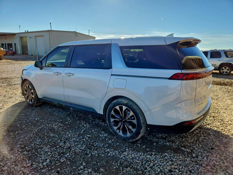 عرض.
خاص. 
                             ومغري.  
                                             لذوي. الشهداء او لمن يرغب بشراء سياره في الميناء ويعمره بيده 

كيا. كرنفال.  ((2024)))
محرك.  3500. V6.  بانزين 
حادثه.  واضح بالصور ماشيه 15 الف داخل مشمشي 

للتواصل الاتصال ***********
