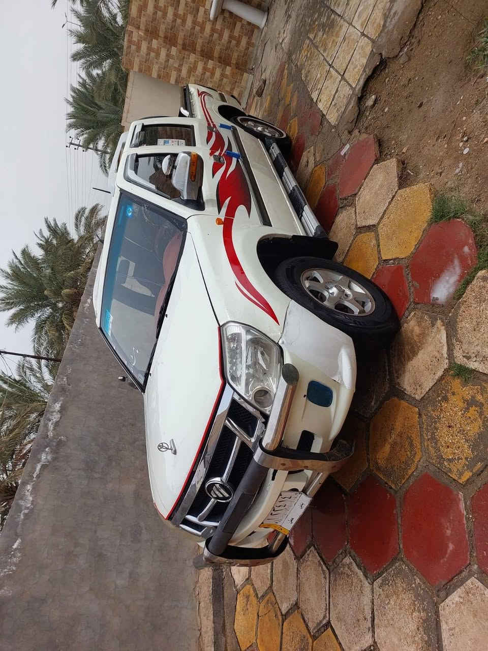 سلام عليكم فتون 2013 رقم بابل حره مداور ثاني يوم هزه وسنويه مجدد لل2030  كير اوتوماتيك ترايك للبصره سياره جاهز عل اخير حبايه مابيه نقص برغي مكفوله مابيه كل نقص مال جناي السعر 53 بيه مجال بصيط الشراي يتصل غير متواجد عل فيس الرقم *********** مكاني نجف ناحيه الحريه
