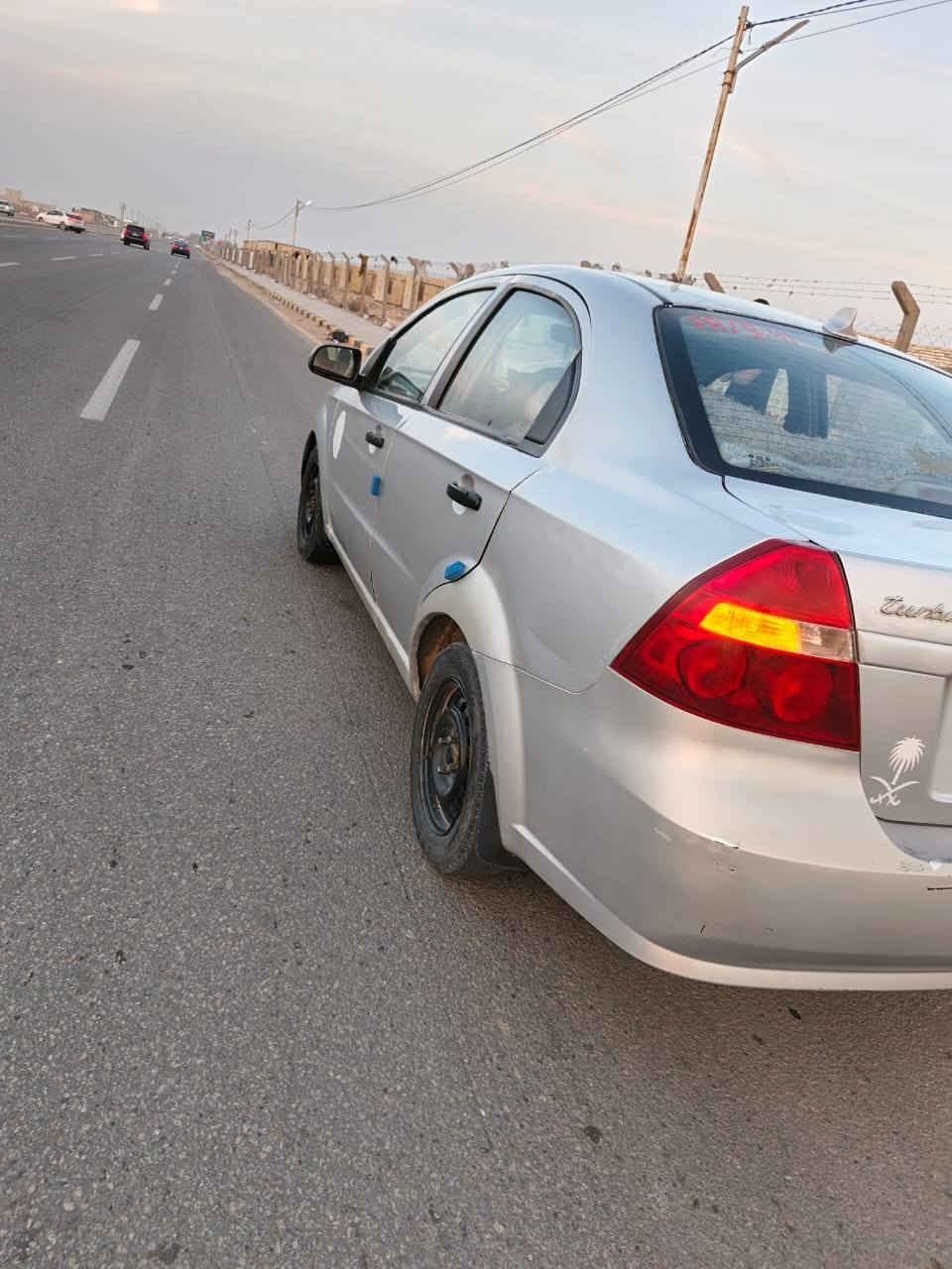 سلام عليكم سيارة افيو خليجي  موديل 9 رقم بغداد اتماتيك بسمي سعر 57 وبيه مجال قليل اتصل بيك خير وتدلل ***********
