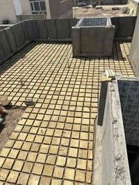 اسلام عليكم عمل فرشي درجه اولى شرط الضمان وعمل كافه العوازل      ٠٧٨٢٦...