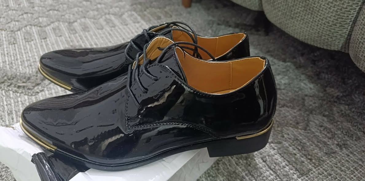 حذاد مثل ماموضح بالصوره يجنن سعره 25 هوه وتوصيل


**إذا كنت صاحب هذا الإعلان وتريد حذفه لأي سبب، رجاءا أرسل رسالة إلى الدعم الفني**