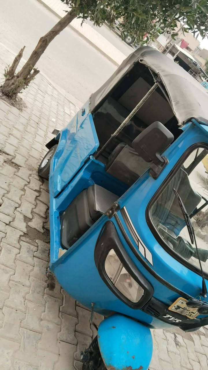 تكتك 21 أوراق التكتك حلوه مابيهه اي نقص السعر 5500وبيهه مجال مكاني المحموديه ***********
***********
