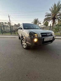 للبيع توسان 2009 شرط طك فلين كفاله عامه فقط بارده جدا زغيره بيه بسمي ت...