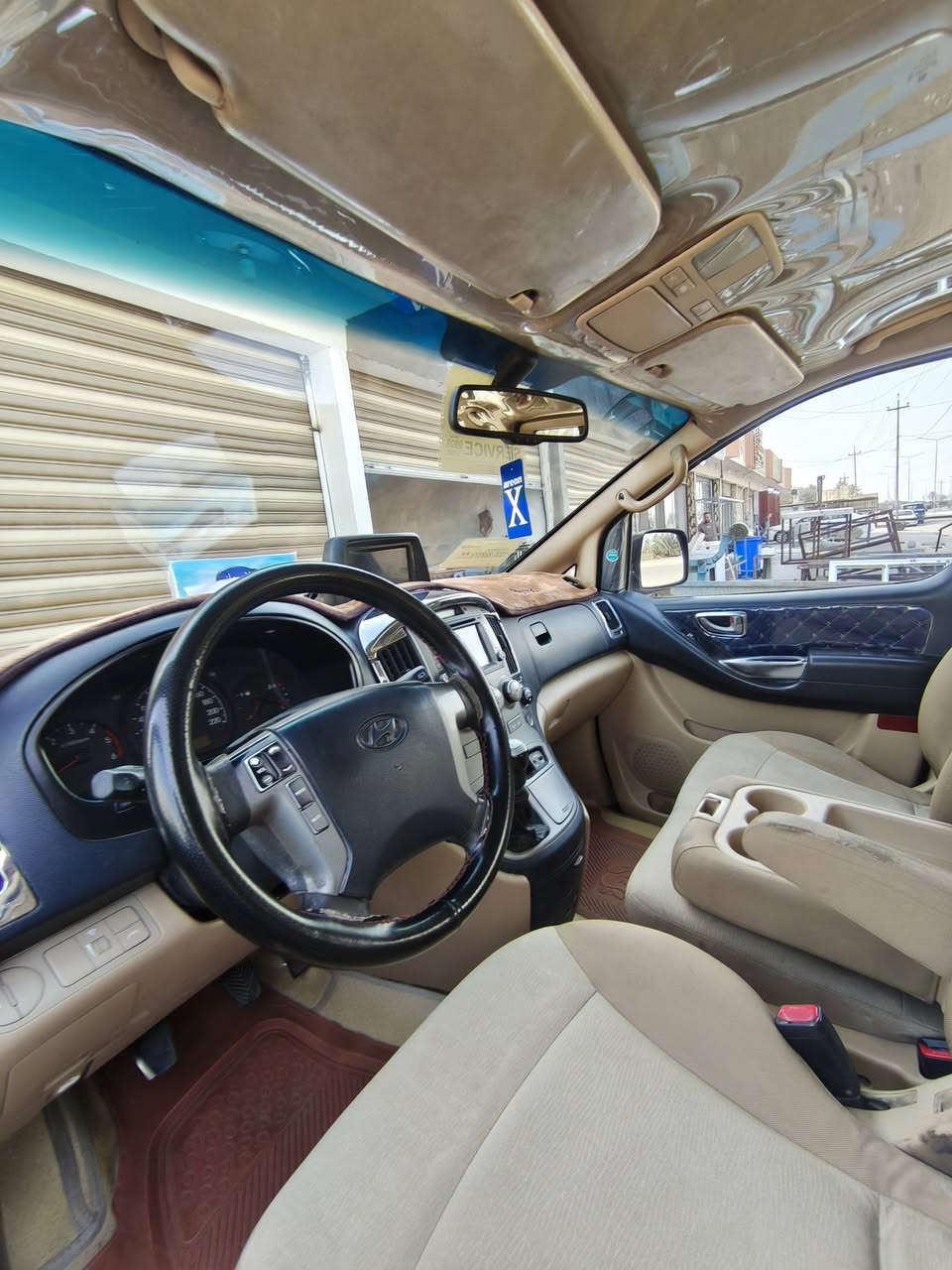 سلام عليكم للبيع ستاركس موديل 2014رقم قادسيه الأجنبي تتحول اب اي مرور عادي سياره بيه صبغ جاملغ خلفي ونص من باب سلايت فقط مشر عليهن وبارد بل ذيل مال جاملغ خلفي والباقي كفاله سياره حيل جديده وجاهز محرك كير صدر تبريد كله جديد فول مواصفات سياره السعر 160بيه مجال الاتصال ‏‪0790 330 9091‬‏ مكان سياره الانبار الرمادي
