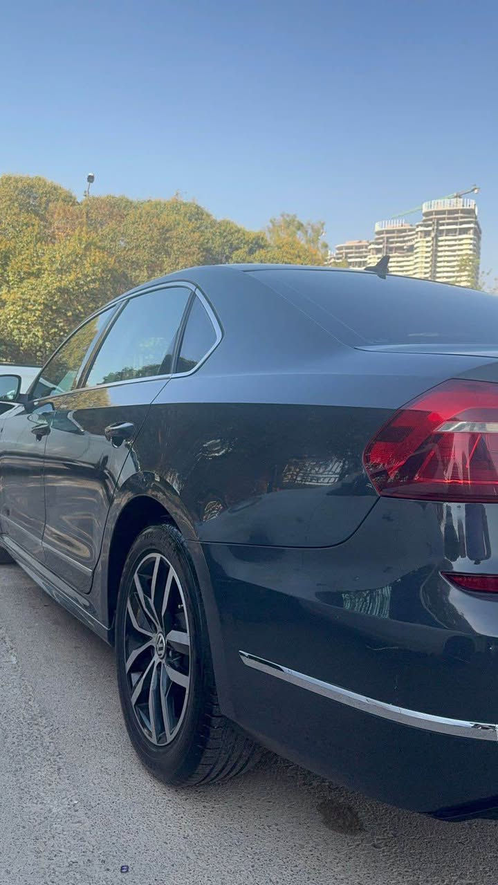 باسات 2017 RL محرك 18 ما مفتوح بشرط 
سياره جديد بسمي رقم سنوي جديد 
تحويل وكاله بشرط بدون حادث دعامي بدون صبخ فقط جاملخ خلفي و باب كلير امريكا 
بدون ارباك بدون دواخل بشرط 
بس كلير 
سعر 124$ 
مكاني دهوك 
2 ورقه غرامه نزل من سعر 
رقم موبايل *********** زاخو, دهوك
