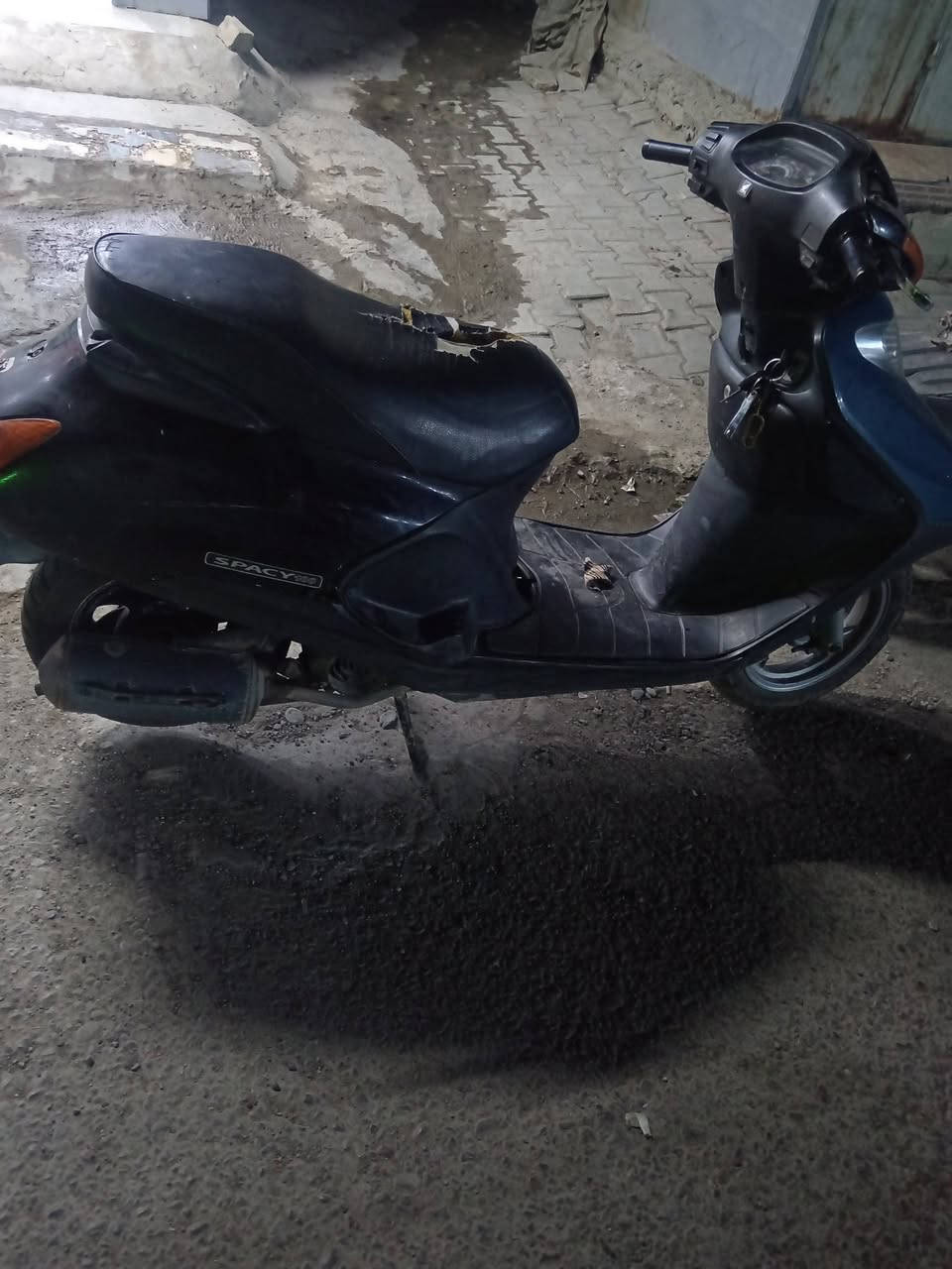 سلام عليكم ورحمة الله وبركاته بعد اذنك الادمن سبيسي ياباني سرعه ١٠٠ شغاله السعر ٢٥٠ مكانه زعفرانية هاتف ***********
