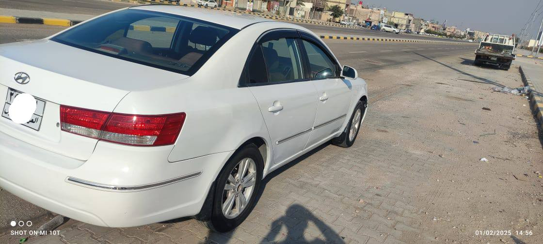 سوناتا 2009 خليجي  رقم اربيل  بيها بعض الصبغ ابيع احزام.المحرك 2400  السعر 100 .تبريد فول شاشه وكامره خلفيه .الكير والمحرك جدد .الرقم *********** مكان السياره النجف الاشرف النجف, العراق
