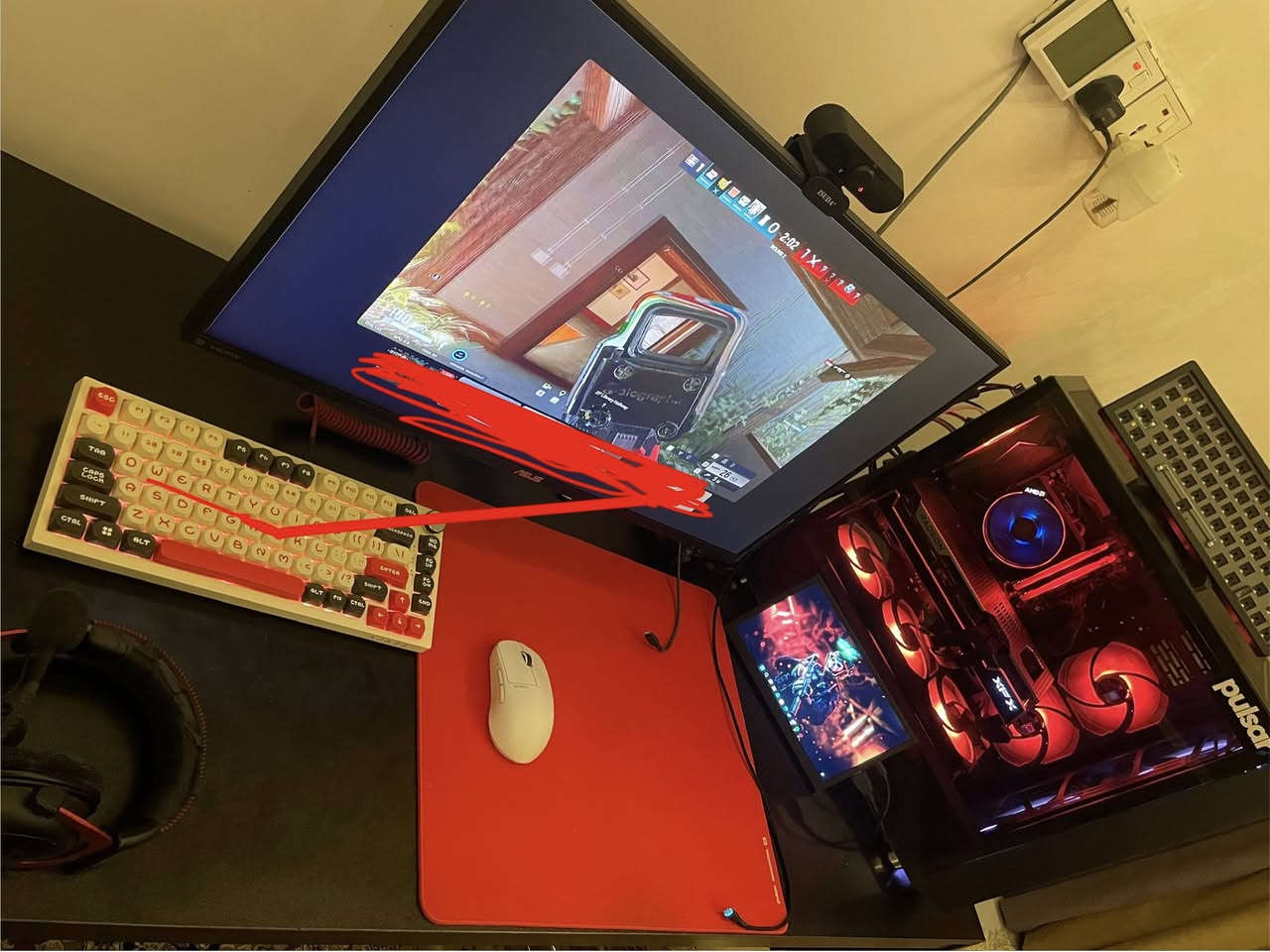 السلام عليكم-ابيع شلع مابيع قطع
R7 -5700x3d حاطله مبرد amd 

Amd gpu 7800xt xfx merc 319

Ram 3200 16gb (8x2) xpg 

X570 aorus elite 

1tb Nvme wd sn5000 bule gen 4.0 

500gb kingstone gen 3.0 

Power supply fsp 750w silver 

Case xigmatek zest جامته مبدله 

ماوس pulsar x2h v2 size2 وماوس باد مالته paracontrol 

كيبورد ajazz ak620 من clown كي كابس نادر 
كيبورد ثاني gmk بلوتوث فقط diy kit وسوجات عاديه موجوده مستخدم كديكور 

ستاند شاشة هايدروليك شركة game one 

شاشة 10 انج hdmi بورتبل 

9 فانات من ثرملرايت

ويب كام عادية 

سماعات iem aria 

الباكيتات موجوده (بور-مذر-معالج-كيس-رامات-هاردات- فانات ٦ من ٩-٣ فانات تعبانه كشكل فقط للامانه - كيبوردات-ماوس-ماوسباد-شاشة بورتبل-ويب كام- كارت بلوتوث وايفاي -ستاند )

((باكيت كرت ماعندي)) 
مكاني اربيل توصيل موجود ان شاء الله
 
مومشتري متعرف بلبراندات يرحم والديك ارحمني
 
سعر : 1,800,000 بي تفاوض ان شاء الله


**إذا كنت صاحب هذا الإعلان وتريد حذفه لأي سبب، رجاءا أرسل رسالة إلى الدعم الفني**