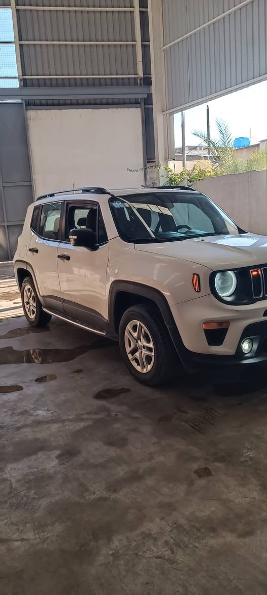 جيب رانكيد 2020 داخل مشمشي رقم بغداد 
مكينه 2.4 
ماشية 91 mi
السيارة بيها صبغ 
مكان السيارة بغداد سعر 100$ 
***********
