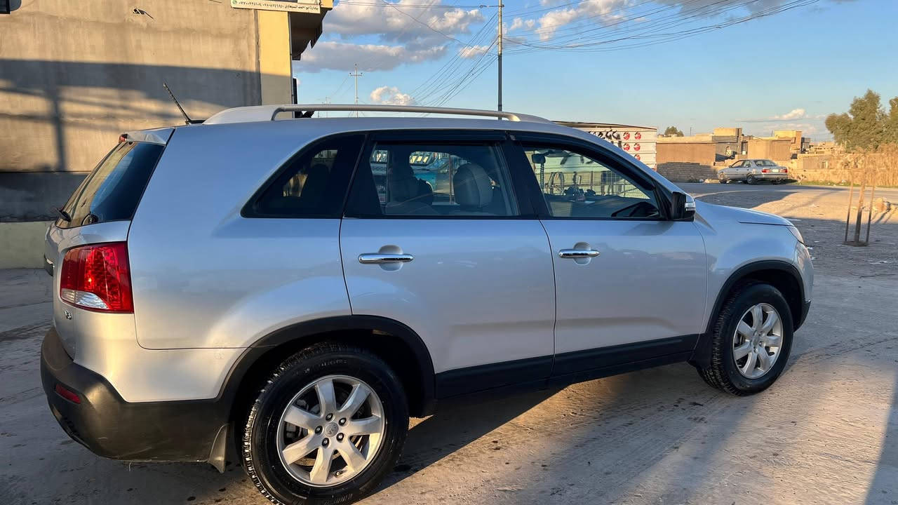 السلام عليكم
سورنتو وارد امريكي موديل 2012

 رقم صلاح الدين دولي باسمي

سبعه راكب
تحكمات ستيرن

اشاير بالمري

شاشه كامرا 

تبريد قطعتين

محرك 6

كير توماتيك 

تبريد تدفئه شرط 

للون سلفر

سياره جاهزه 

صدر إطارات جديد

ماشيه 122 الف حقيقي

البوند فقط مرشوش

السيارة جديدة

مكاني شرقاط 

سعر 145 

***********
