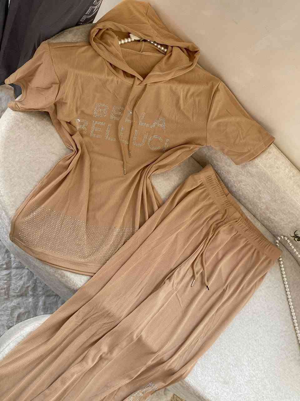 ⁨ ⁨ ✨💕 توفر الآن 💕✨
تراك خامة ليگرا مشطب 🔥
خامة ناعمة ومرتبة وتلبس راحة 🤍

📏 القياس: فري سايز
يلبس من وزن 60 الى 90 تقريباً 

🎨 تشكيلة: 6 ألوان حلوة ومميزة 🌈

💰 سعر الدرزن: صار بس 71


**إذا كنت صاحب هذا الإعلان وتريد حذفه لأي سبب، رجاءا أرسل رسالة إلى الدعم الفني**