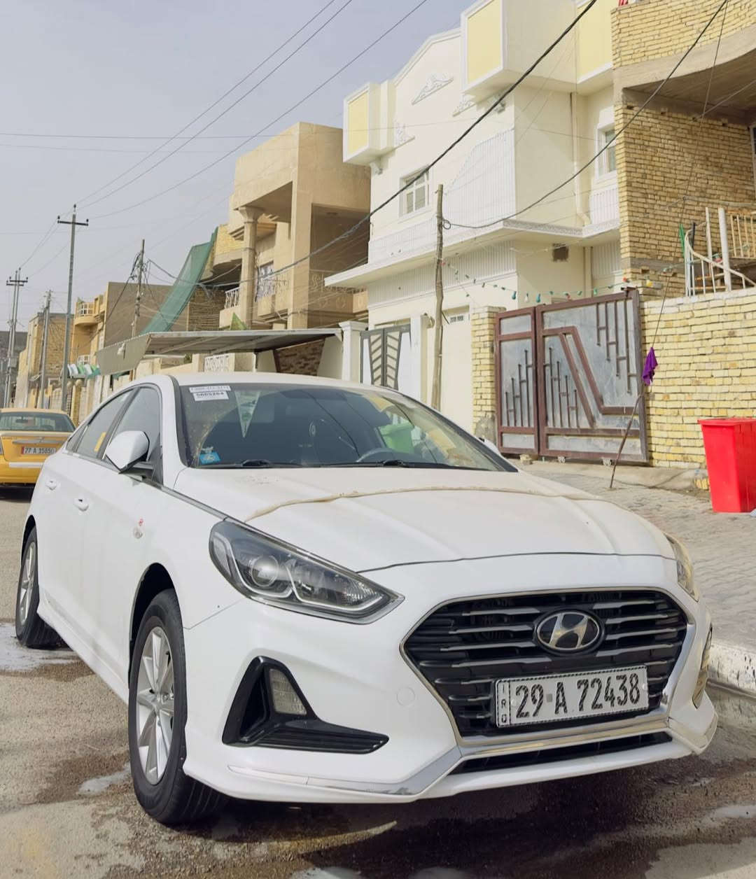 سلام عليكم سوناتا 2020 اصل وارد كوري غاز بلاد اصل سياره خير من الله كلشي مناقصها مواصفات معروفه مري شفط نقاط عمياه كشنات جلد تبريد قطعتين بيها صبغ قطعتين فقط بكوريه ولباقي كله كفاله كير مكينه 2000كفاله  تحويل ثاني يوم سعرها 165 وبيها مجال مكاني كوت ***********
