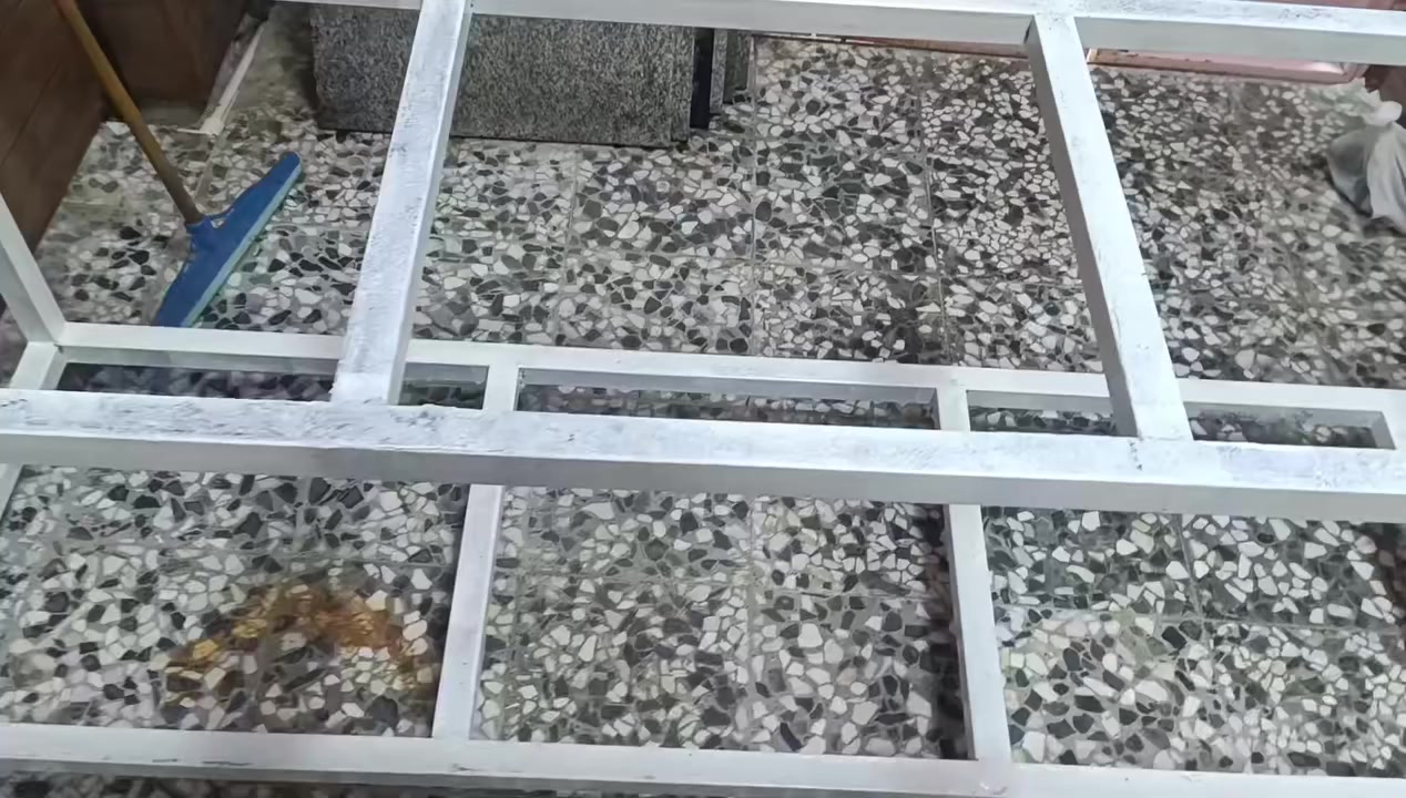 اغراض للبيع
سنگي + خلاط قياس متر 50 الف
طباخ منظدي + منضم 25 الف
ميز حديد قياس مترتين + غرانيت 100 الف
باب دفتري 60 الف
ساحبة طباخ 60 الف
***********
