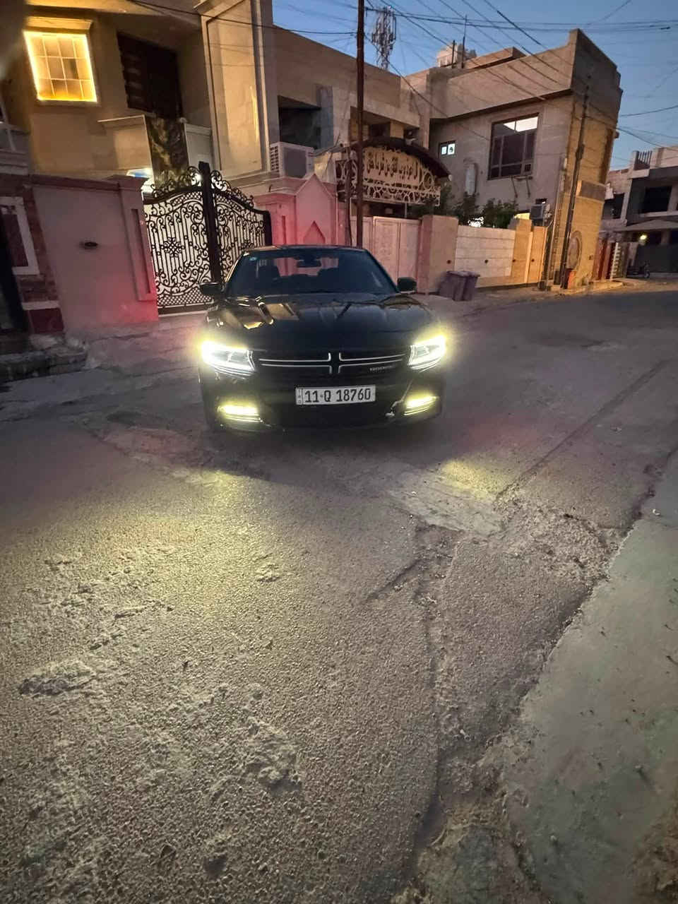دوج جارجر SXT موديل 22اصل بسمي رقم بغداد هزه ورقم جديد السياره صبغ عام هيه حادثه من امريكا صدر تخم تاير مكينه كير لوك
ماشي34 كيلو متر سلايد جلد السعر 132 
بصمه رادار بل مري نقطه عمياء تبريدثلج
تشغيل عن بعد لايت زنون كرسي كهربائي حساسات خلفيه وبعد موصفاته معروفه مكانه بغداد حي الجهاد اتصل ***********
