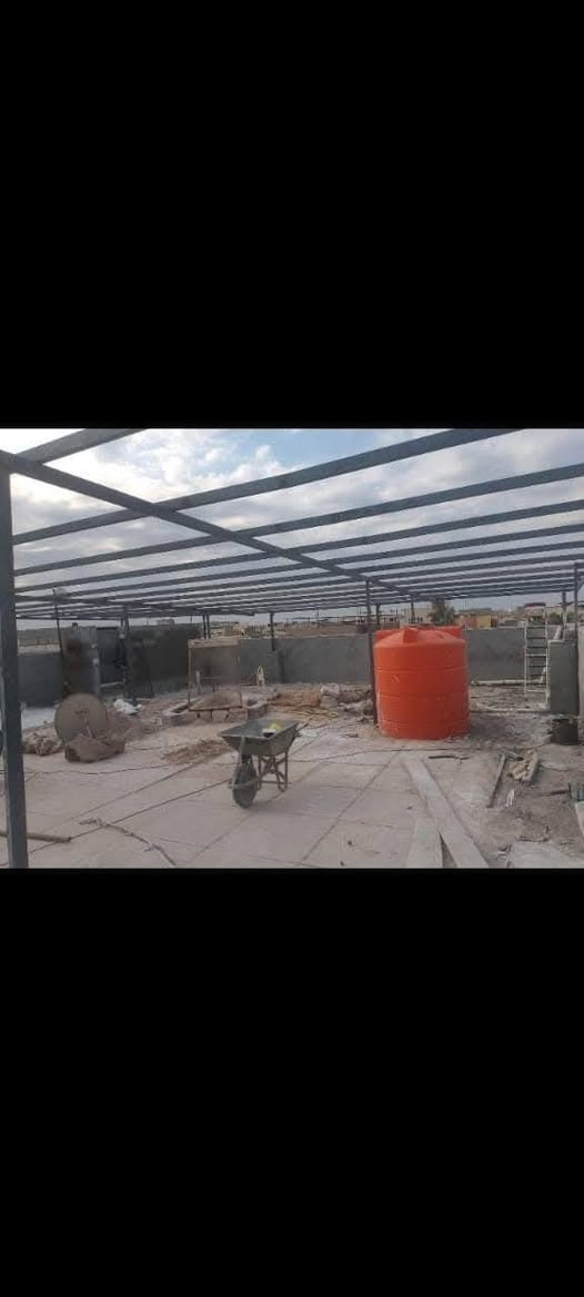 من أعمالي سقيفه وتسابي *********** علي الحداد البصره رقم *********** حداد متجول لكافة أعمال الحداده عنوان الورشه البصره حي بغداد ضهر العلوه العنوان الثاني ابو الخصيب
