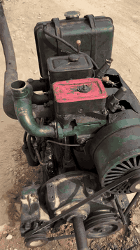 سلام عليكم محرك هندي نوع كلسكار بستمين
تبريد هواء سلف بلادي 
المحرك يشتغل بس يصعد رون
 تجفيت جديد بوش بستم رنكات 
السعر 500 وبيه مجال 
العنوان كربلاء البوبيات ***********
