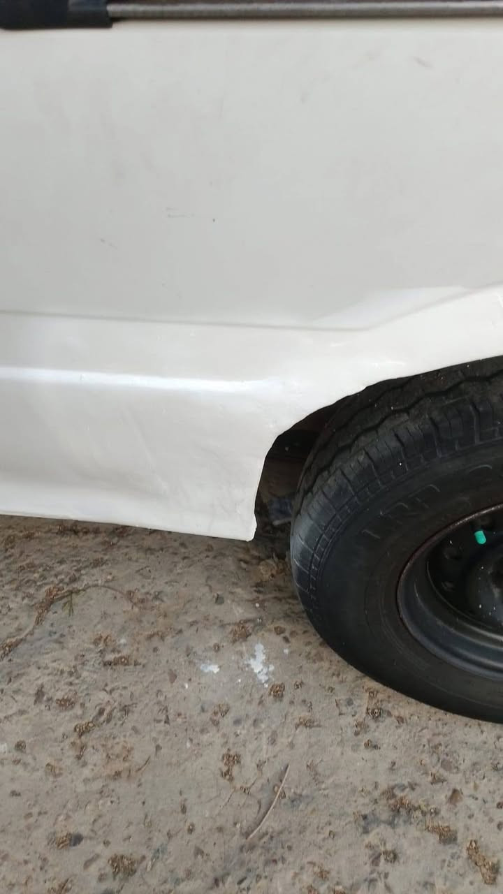 فتون 2011 رقم نگليزي مكينه فور واي ياباني السياره نضيفه موضحه بل صوره تحويل ثاني يوم سنويه بأسمي مصفره هيئه وغرامات وخط وبحث سياره جاهزه من كلشي  السعر 72 الاتصال ***********
