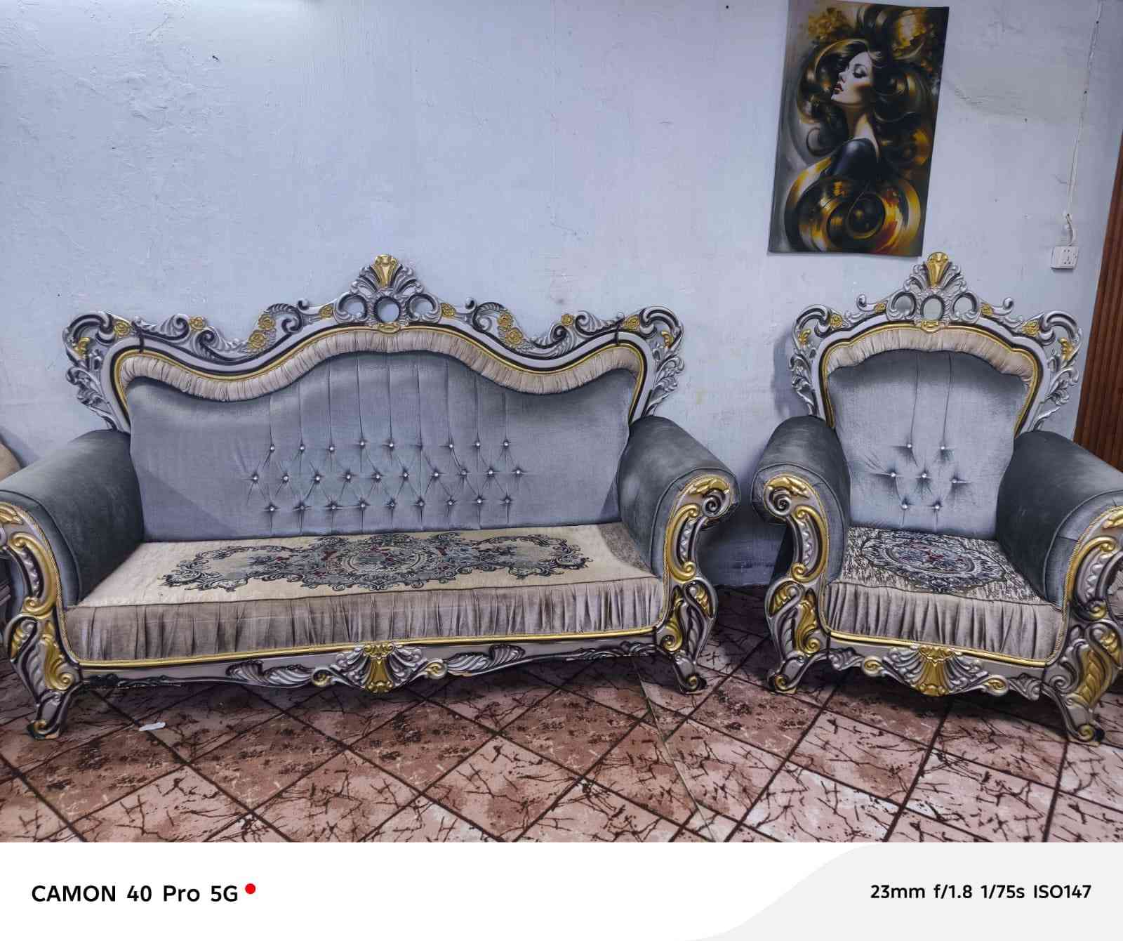 تخم ملكي 10 مقاعد نضيف تسكام اخو الجديد اي ضرر مابي السعر 425 وبي مجال المكان بغداد ***********
