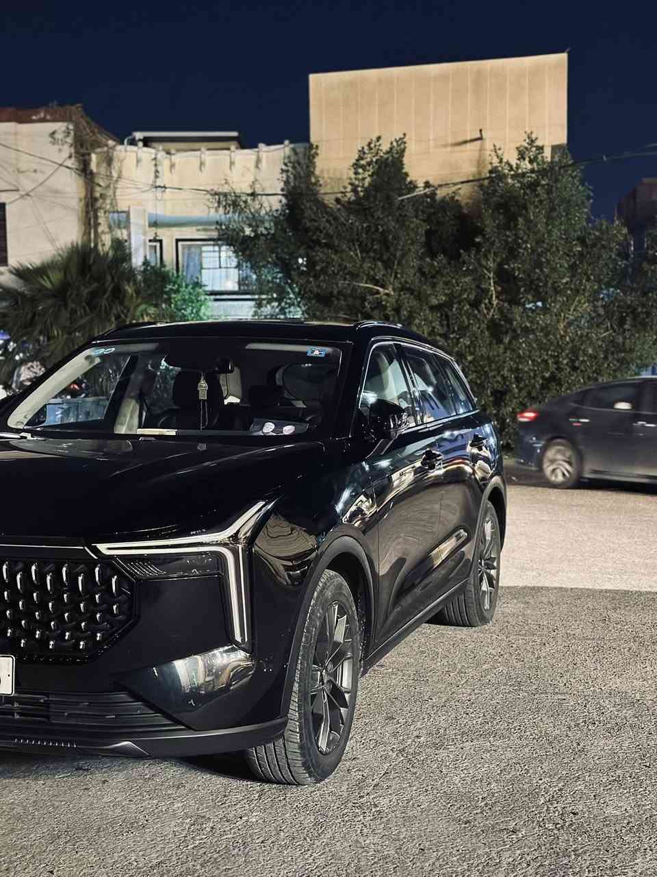 سلام عليكم سياره بيستون T55 صيني كير ومكينه الماني للبيع سياره ماخذها بالقصاط تقريبن باقيه عليها ٨ ملاين اني ابيعها بال حالتين بالقصاط المقدمه الي اني دافع الفلوس الي عسياره والباقي انته دفعه او ابيعها نقد الي هيه سعرها ٢٥ مليون وبلا فوائد اسدد الباقي عليها كبل واحولها بسمي  وبعدين احولها بسمك السياره مال شركه اخذتها زيرو هسه ماشيه ٣٨الف كيلو السياره بيها ضمان مكينه وكير ١٠ سنوات السياره فول مواصفات بنو رامه على طولها مكينه ١٥٠٠ تيربو نشطه وطياره سبورت مكفوله كفاله عامه ما عده رصعه بجنطه سياره خير من الله وحلوه بشارع سياره رقمها بغداد واذا ايشي تردون تعرفون عليها اكثر اتصل وبيك خير وتدلل *********** مكان سياره بغداد الحريه
