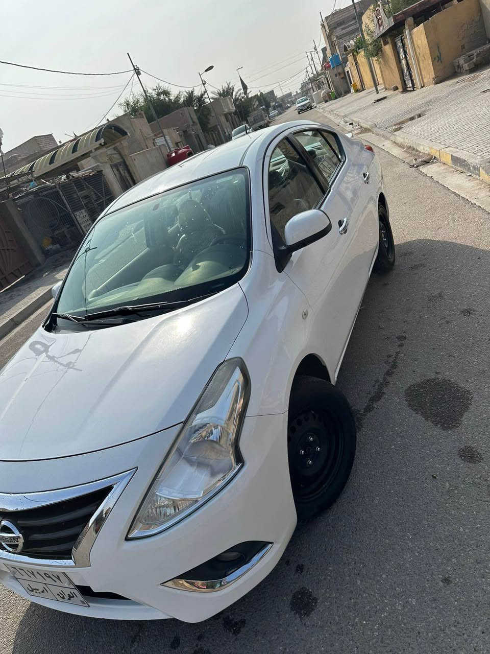 نيسان صني هندي 
مديل 2021
كفاله عامه ماعدا رصعه خفيفه كلش بل جاملغ الامامي للبيع السنويه بيها بعد8اشهر الاتصال والاستفسار اكثر 
*********** البصرة, العراق
