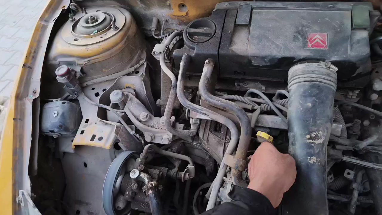 للبيع محرك وكير فرنسي للبيع بعده مشدود بالسيارة
تفحص قبل الفتح مكاني مدينة الصدر حي طارق 
 ‏‪***********‬‏ الرقم بي واتس اب
