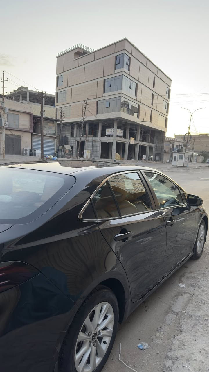 السلام عليكم 

كورولا اسود للبيع

السيارة جديدة ونظيفه ودواخلها جدد سبيرها موجود عدتها موجوده 

السيارة بيها بارد موضح بلصورة وبيها خدوش بسيطة 

السيارة خليجي وارد عبد اللطيف تجي نص فول
 
سويج مو بصمه ، الكشنات تحكم يدوي،المري مو كهرباء

سعرها:175 ورقه وبيها مجال للشراي

السيارة كتبتلك كلشي عليها بس الشراي يتصل

***********
