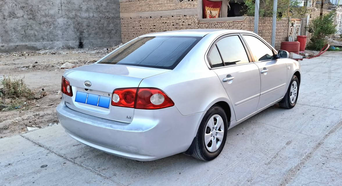 أوبتيما 2008 رقم بابل دولي 
خليجي مكفوله من الضربه والصبغ والتبديل بيها باردات شوف العين بسيطات
مكينه 2000 دوش گير اوتماتيك
دواخل بيجي شاشه تاب كاميرا 📷 خلفيه أرضيه مغلفه جلد السيارة جاهزه مكينه وگير وتبريد وحداديه وتخم تاير… مكان السياره بالشطره 
***********

