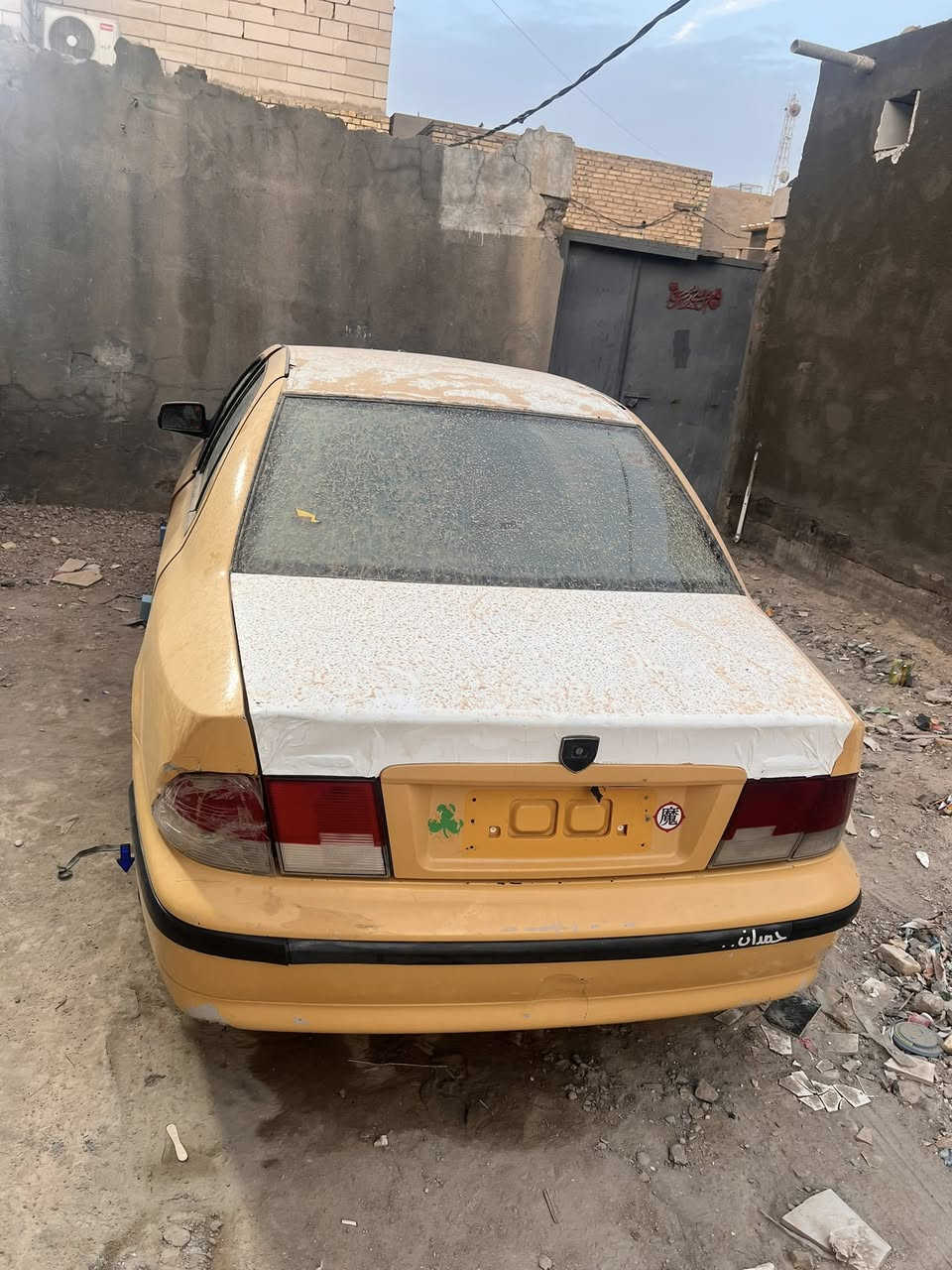 سلام عليكم سمند لبيع موديل 11سياره نضيفه مكينه نضيفه تبريد شغال حداديه كدام نضيفه توني شادها بس لوره نص عمر رقمها صدامي راعيها يريد تحويل ماعليها لا هيه ولا غرمات لسياره مصفره بس تحويل ورقم وسنويه كبل سياره كامله من كلشي ب19وبيها مجال ناصريه حي اور *********** لشري بل خدمه اني
