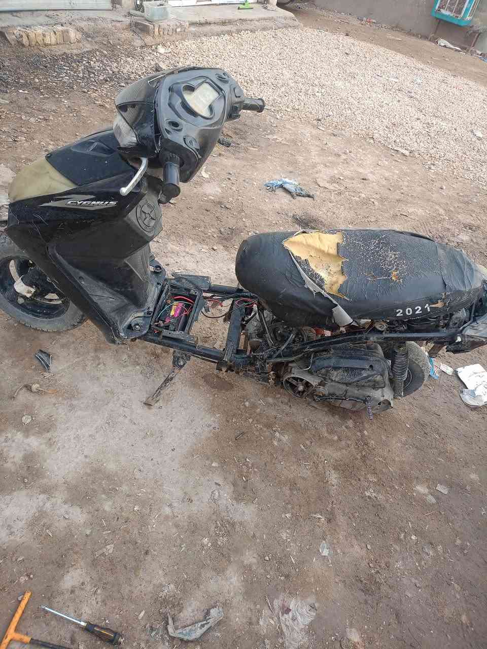 سلام عليكم دراجه سكنز صيني محرك ماكس عوزه كفرات وباتري سعر 200وبيهه مجال مكاني بابل الدبله ***********
