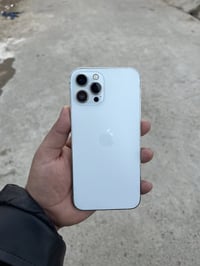 اجهزه للبيع  الأول  12 برو ماكس اللون الأبيض المميز  جهاز ذاكره 256  ب...