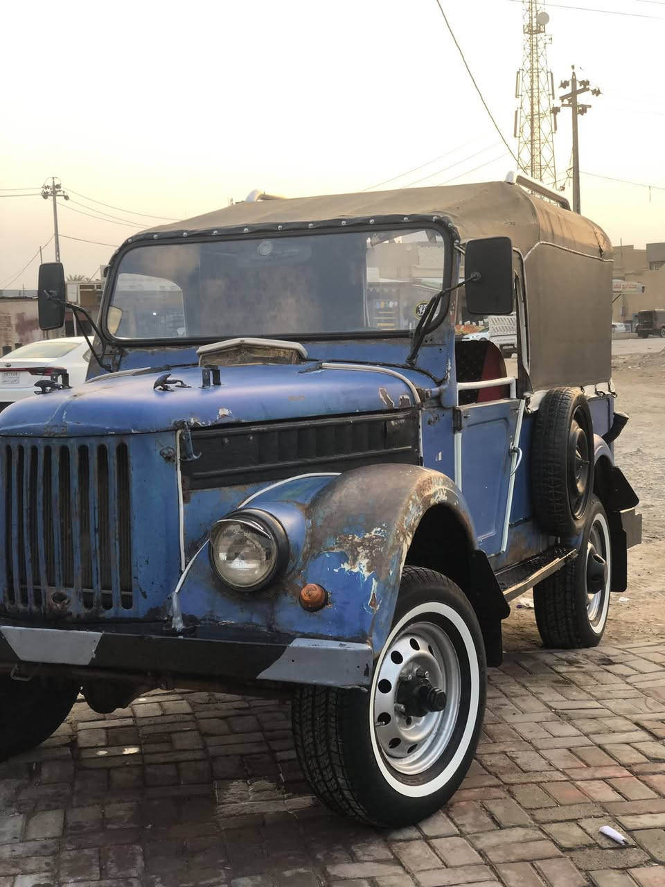 السلام عليكم زوبه حضيرة للبيع تحويره كامله دسك امامي باور ستيرن السيارة جاهزه على اخر حبايه للستفسار /***********
