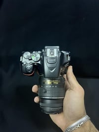 كامرة نيكون 5500 جديدة حيل مكاني بغداد الحرية سعر 425 وبيها مجال للشرا...