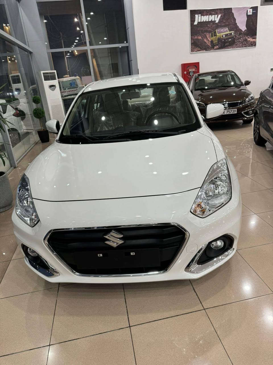 السلام عليكم
سوزوكي ديزاير 2023 للبيع رقم اربيل
السيارة بعدها بحالة الوكالة مكفوله من اي ضرر ...ماشية ١١ الف فقط
بصمة
حساسات خلفيه 
مرايات شفط
جام كهرباء
شاشة كاميرا
السيارة صفر من اربيل غير وارد
 سيارة منزل
السعر 119 ورقة
للتواصل واتساب ***********
مكاني اربيل
