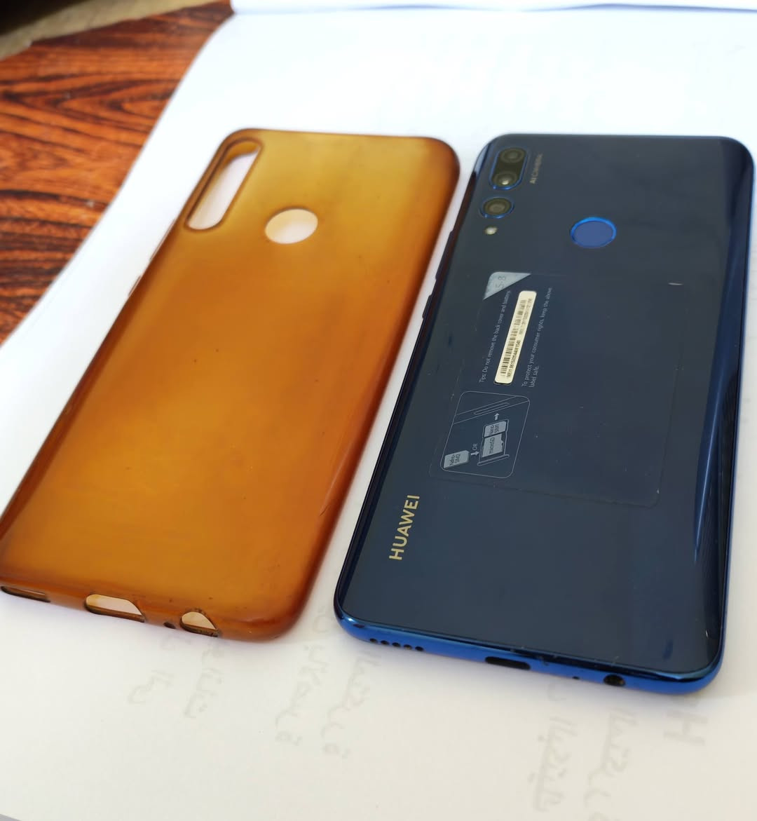 موبايل هواوي Y9 Prime
مستعمل نظيف على وضع الشركة
مامفتوح ولا مصلح نهائيا
ذاكرة 128 كيكا 
السعر 125 الف
مكاني البصرة /قضاء الصادق /بني منصور
رقمي ***********
