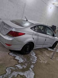 اكسنت للبيع موديل ١٥ سياره جديده وارد أمريكي حادث بصيط جدن السياره جاه...