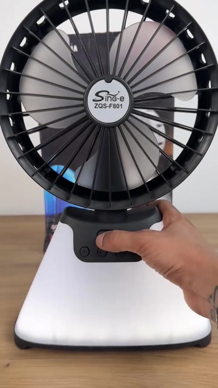 مروحة سبيكر + ضوء 801
الميزات:
مروحة بتصميم عصري وبسيط مع مكبر صوت واضاءة LED
3 ريش للمروحة مع ثلاث سرعات للتشغيل
بطارية من الليثيوم ذات سعة كبيرة 6000 مللي امبير
ازرار للتشغيل والايقاف والتحكم بالصوت والسرعة والضوء
المدخلات:USB,TF,DC 5V, بلوتوث
منفذ نوع تايب سي مع الكيبل
زر خلفي للتشغيل والايقاف
المنتج يعمل على الشحن الكهربائي
الطاقة:10 واط
ابعاد المنتج: القطر22  الارتفاع 40 سم
طول السلك: 25 سم
سعر25❤️❤️يوجد توصل لكافة المحافظات❤️


**إذا كنت صاحب هذا الإعلان وتريد حذفه لأي سبب، رجاءا أرسل رسالة إلى الدعم الفني**