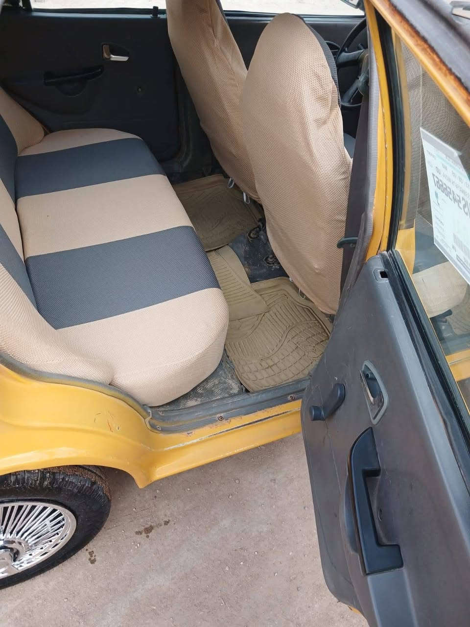 سايبا 2012للبيع مكينة وكير شرط بدون صبغ شاصي واحد مصلح شي بسيط تبريد كامل شغال نقص فقط غاز مكاني دورة شارع ٦٠ السعر 25 وبيهة مجال بصيط تواصل فقط واتساب ***********
