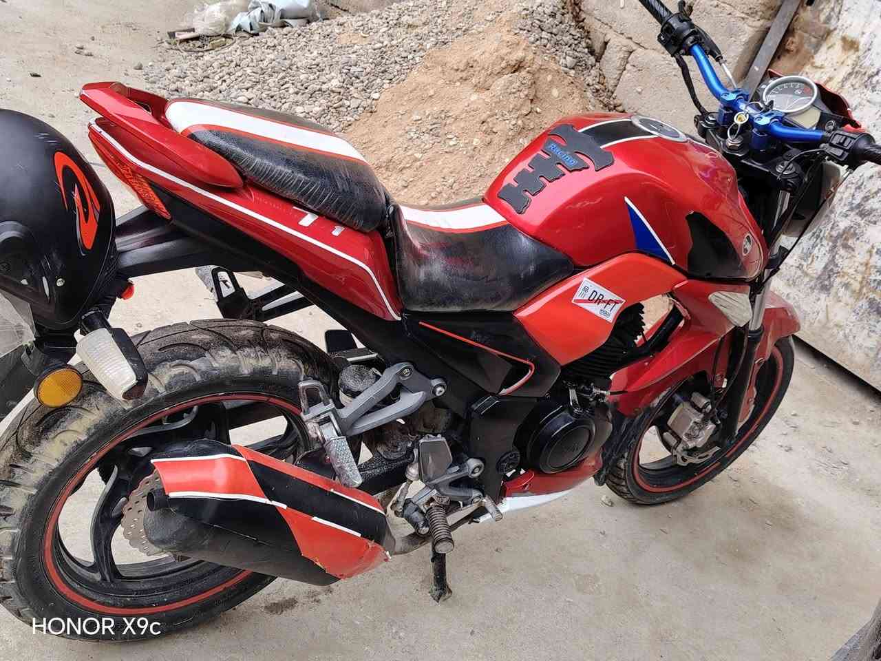 للبيع دراجه شايم بطحه موديل 2019 السعر 800 وبي مجال ***********
