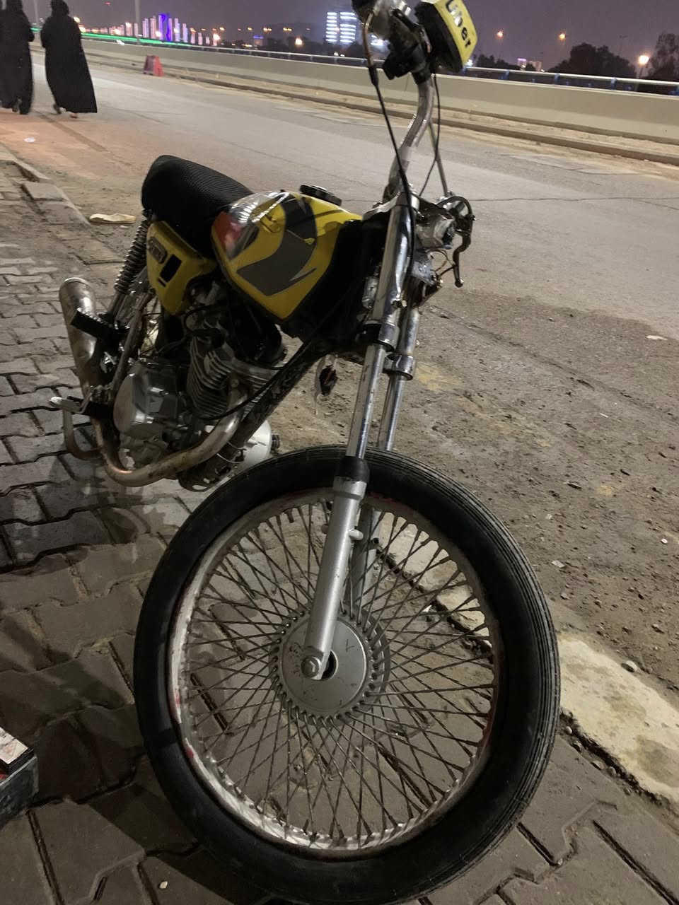 دراجه يراني تايكر للبيع أوراق بيها
دراجه تايكر للبيع دراجه خير من الله 
دراجه شلعه ومعدل قويه دراجه خير من الله  سعر 350وبيها مجال قليل حسب الجيه


**إذا كنت صاحب هذا الإعلان وتريد حذفه لأي سبب، رجاءا أرسل رسالة إلى الدعم الفني**