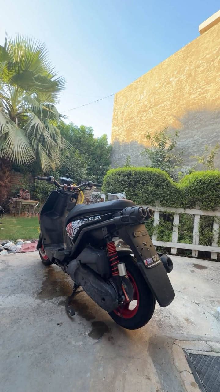 السلام عليكم 
سكنس جبلي رمبه للبيع 
دراجه نضيفه كلش ما بيها اي نقص 
نكره سلف مكينه بلاديه برغي ما مفتوح 
اورقها كامله صارلها ١٠ ايام نازله من الرمبه 
للتواصل *********** واتساب مفتوح 
مكاني الدوره حي الصحه
