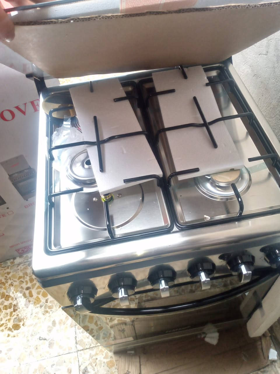 السلام عليكم طباخ للبيع جديد ما مستعمل سعره 125  بغداد نهايه حيور اتصل على رقم *********** الفيس ما متواجد
