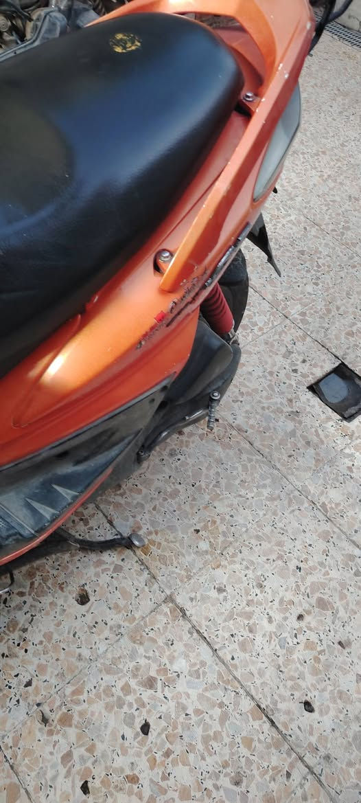 سلام عليكم دراجه سكنس فحل للبيع دراجه مكفوله كهرباءيات شغاله دراجه شلعه معدل مكاني ام الكبر السعر ٧٠٠وبيها مجال رقم الهاتف ***********
