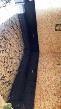 كنب • صالون