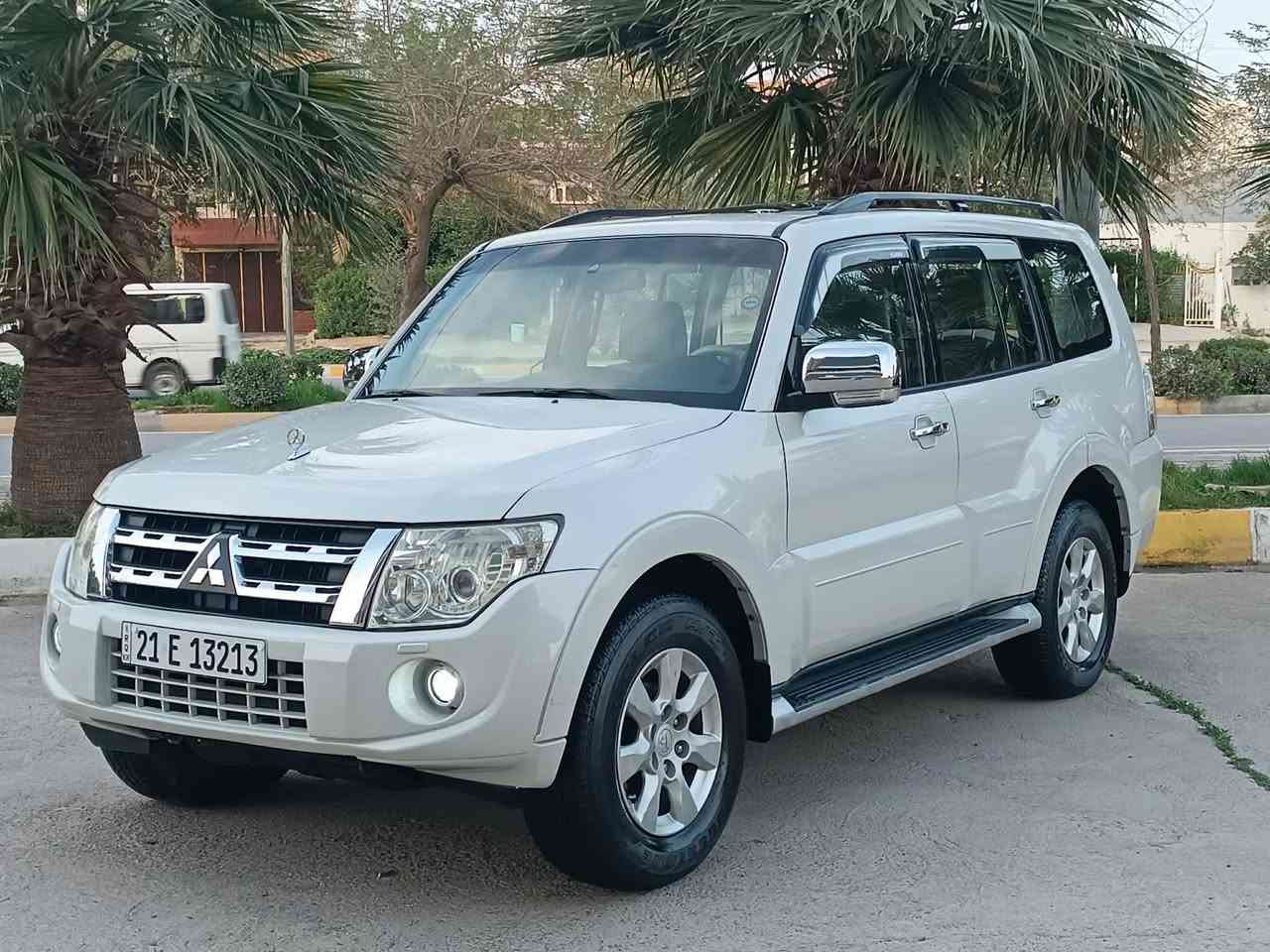 سلام عليكم بايجيرو موديل 2014 فول موصفات كشنات جلد كهربايه حبتور السيارة جديده مكفوله من الصبغ والتبديل والمحرك والحداديه والكير والتبريد وتخم تاير كفاله عامه وتحويل مباشر رقم سليمانيه اواي تفاصيل اتصل وني حاظر ‭***********
