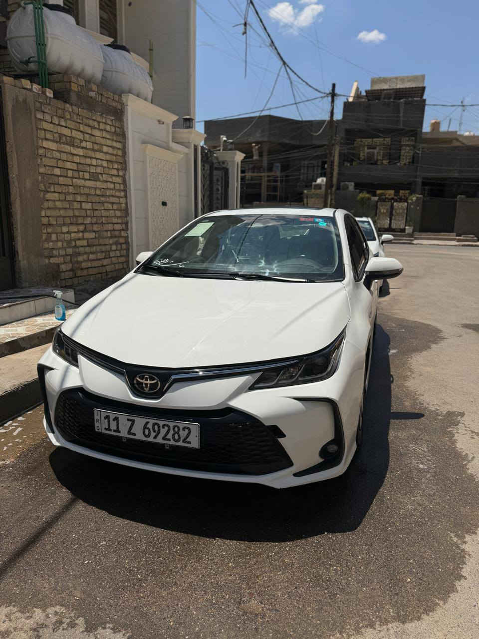 كورلا هايبرد 25 الشكل الخليجي
السيارة جاهزة من كلشي 

بيها طخة بالدعامية جهة اليسرى وكحلتها 

السيارة ماشية 55 الف 

باسمي تحويل ثاني يوم 

مواصفاتها معروفة والسيارة انظف من الصور بهواي 

السعر 150 وبيها مجال للشراي

التواصل عالرقم ***********
