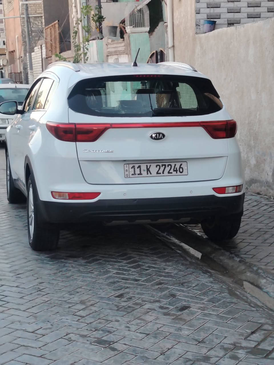 سبورتج خليجي مديل 2017 مكفوله من صبغ و التبديل سياره جديد عله وضع شركه ما بيه اي نقص التفاصيل كثر عل رقم عنوان بغداد سياره بسمي رقم *********** سعر( 180)
