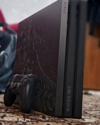 بلي 4 برو مهكر واحد تيرا نسخة نادرة The Last of us Part 2 Edition نظاف...