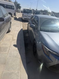 كورلا 2020 le  مواصفات معروفه  اليسياره حادثها 3 قطع بابين بارد والجام...