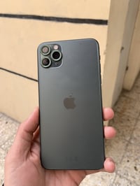 11 بروماكس 256 جهاز لوك كله شغال فقط مبدل شاشه اصليه وبطاريه 100 اصلي ...